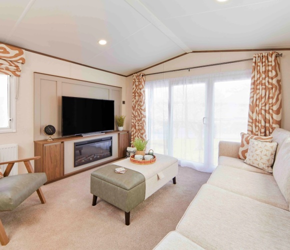 Super Luxury Caravan (3 Bed) image