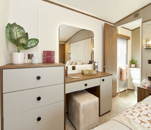 Super Luxury Caravan (3 Bed) image