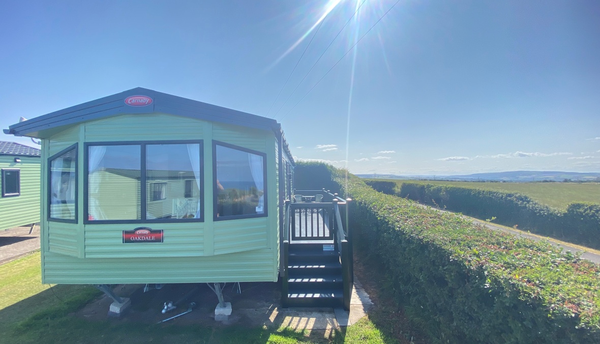 Seaview Deluxe (2 Bed)