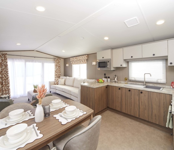 Super Luxury Caravan (3 Bed) image