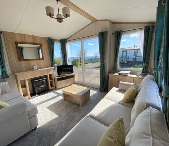 Country Luxury (2 Bed) image